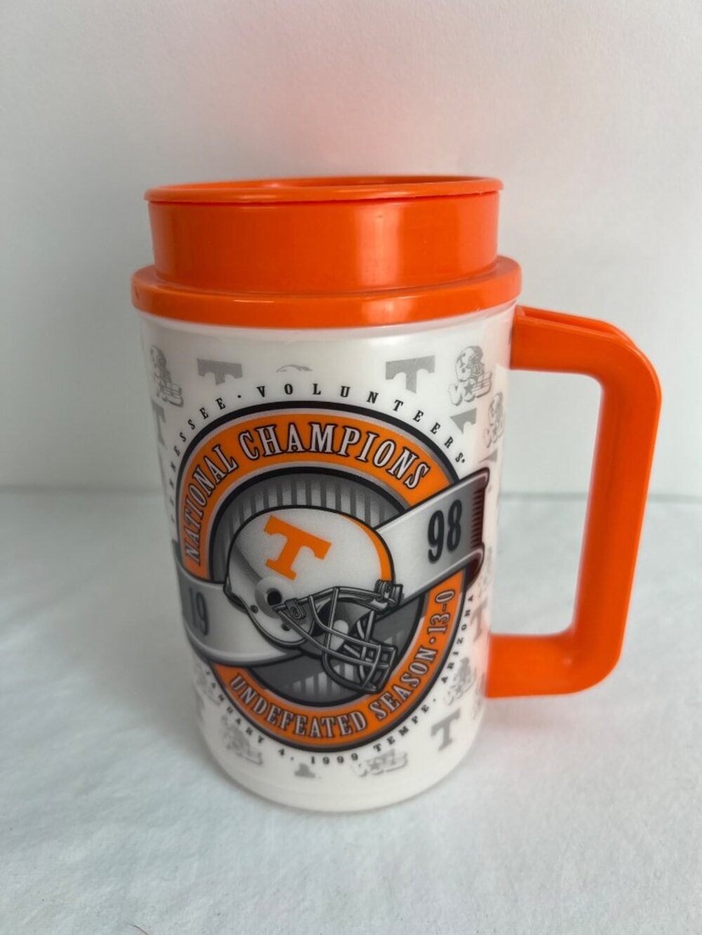 Tennessee Volunteers 1998 National Champions Undefeated Season Mug With Lid Coca